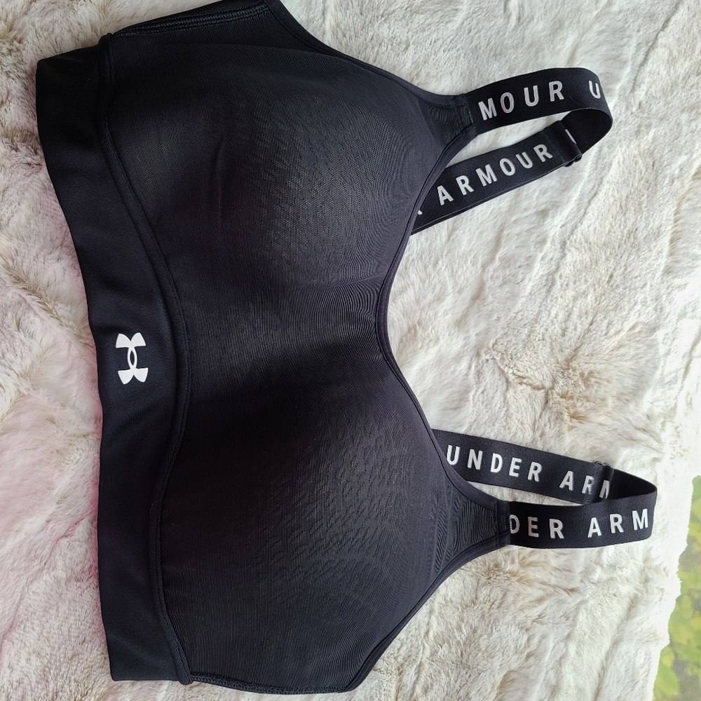 Women's Black Under Armor Infinity High Sports Bra - Size L